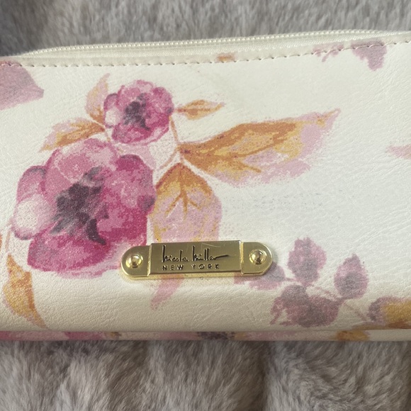 Nicole Miller Wallet with strap - Picture 2 of 11